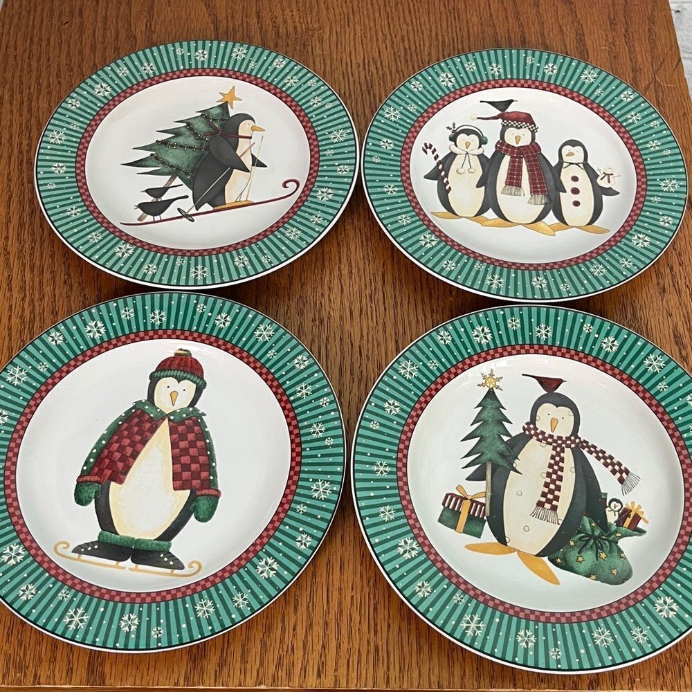 Debbie Mumm Sakura Penguin Dessert Plate w/Red & Green & snowflakes euc 1998